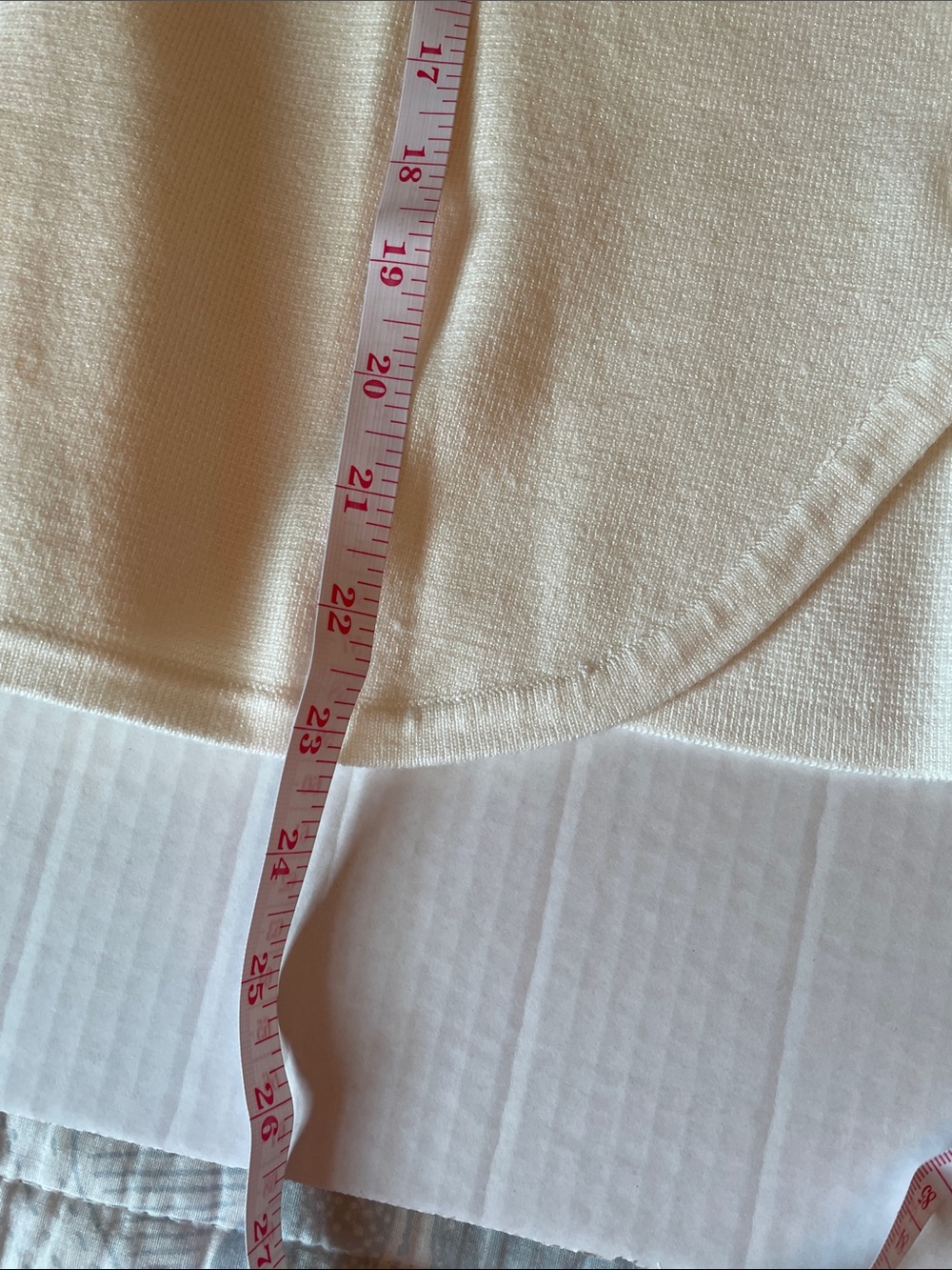 Cyrus Devotion White Women’s Cardigan Sweater - Picture 12 of 12